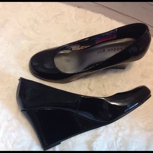 Madden Girl URSEY Patent Wedge Pump Size 7 1/2